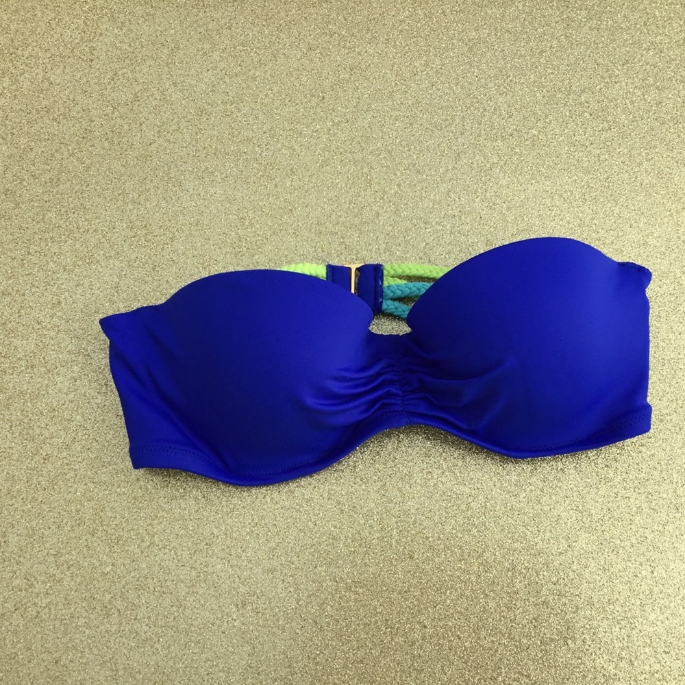 VS Bikini top - Reserved for Erika